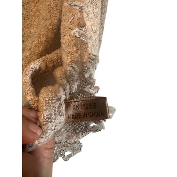 Blush Pink Fringe Trim Lightweight Stylish Scarf Women - Picture 4 of 4